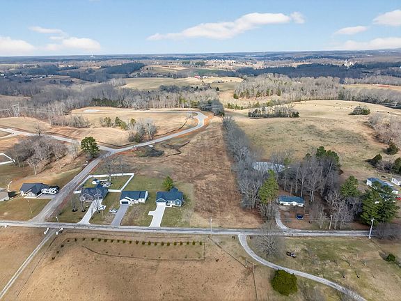 3rd image of 4405 Window Cliff Rd