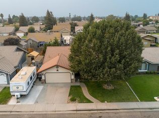 20237 Tiffany Ln, Hilmar, CA 95324