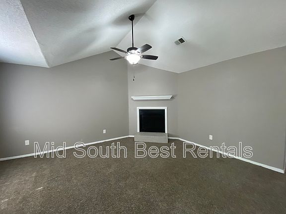 3rd image of 5198 Walton Lake Dr