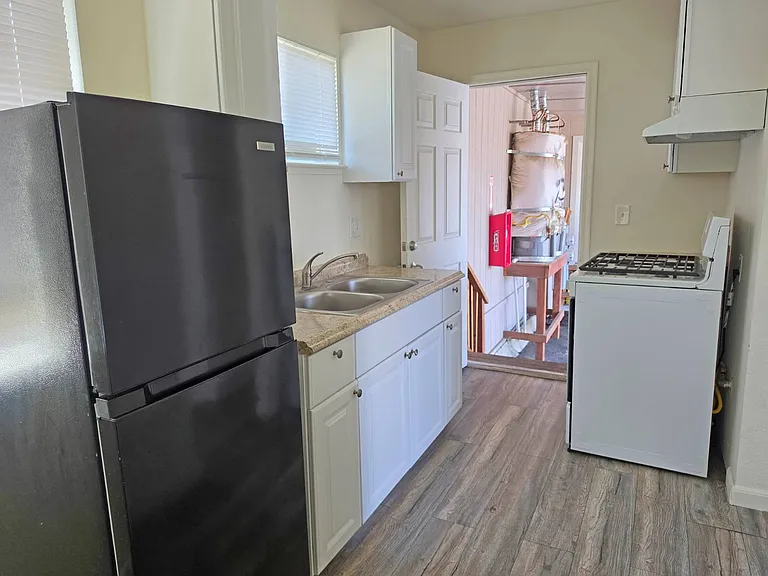 1161 Benicia Rd #C2 — Photo 6