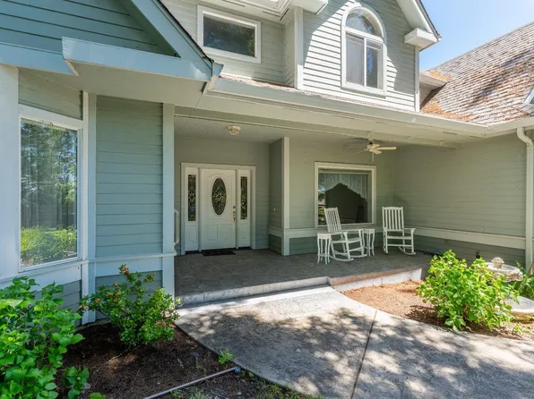 1451 Knob Hill Road, Ukiah, CA 95482