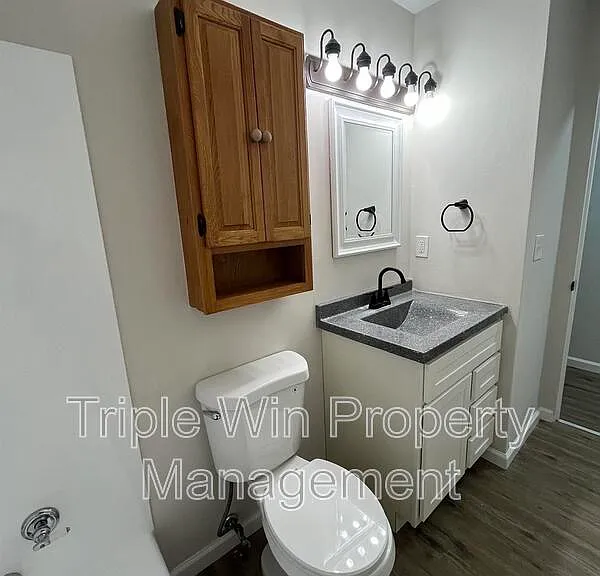 1014 Sunridge Trl W — Photo 27
