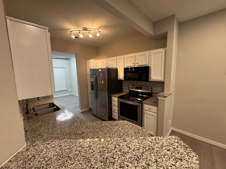 5506 Springwater Ln — Photo 5