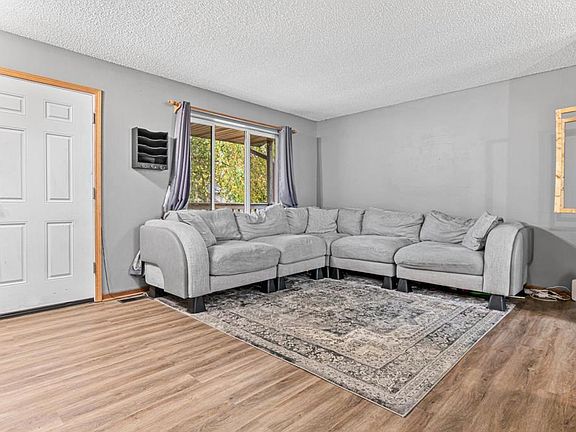 3rd image of 5480 Mallard Ln