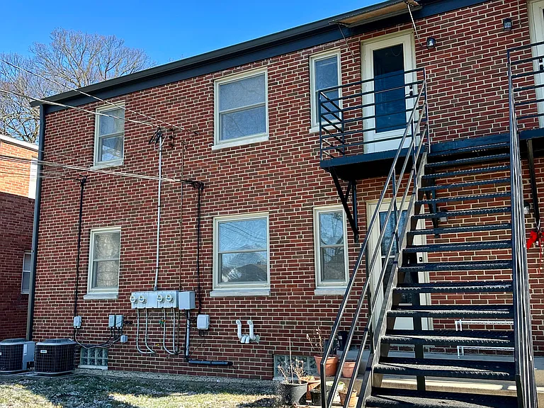 1415 Broadview Ave #B — Photo 11