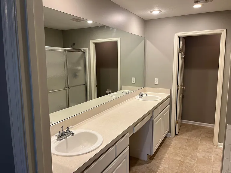 5148 Vinings Blvd — Photo 15