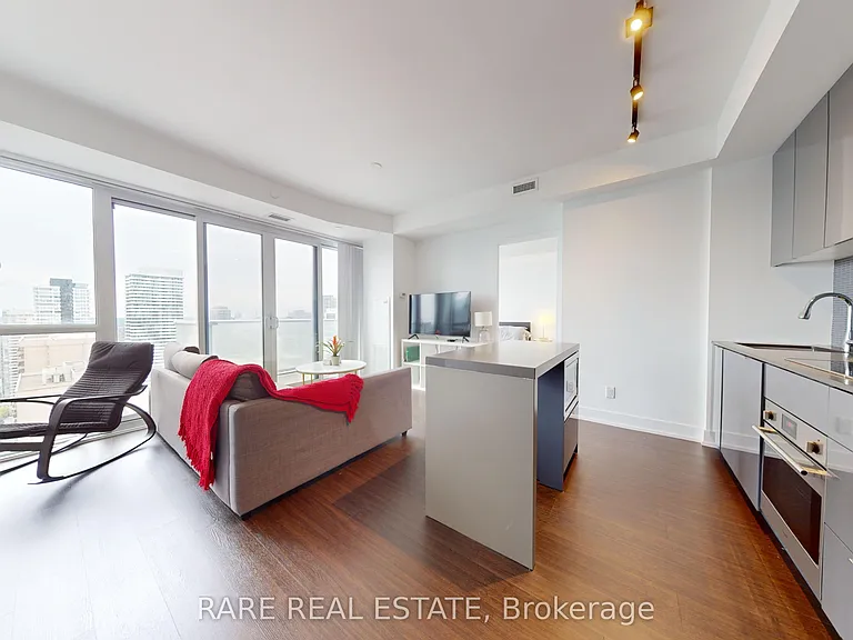 7 Grenville St #3307 — Photo 3