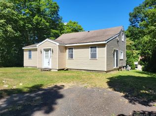 258 Hammock Rd N, Westbrook, CT 06498