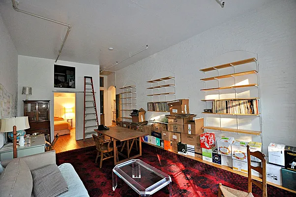 Rented by EXR | media 20