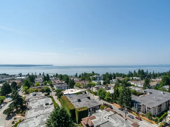 1475 Foster St #1405, White Rock, BC V4B 3X7