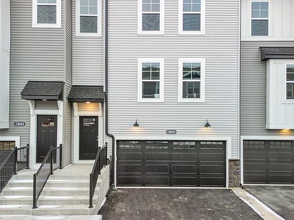 13643 Main entrance & Garage entrance