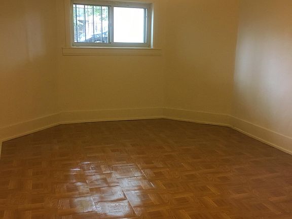 2nd image of 6556 S Fairfield Ave #Basement