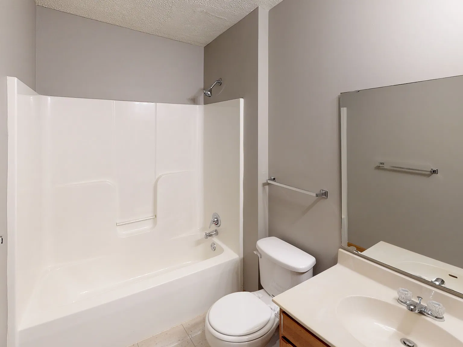 Westridge Apartments - 1106 — Photo 4