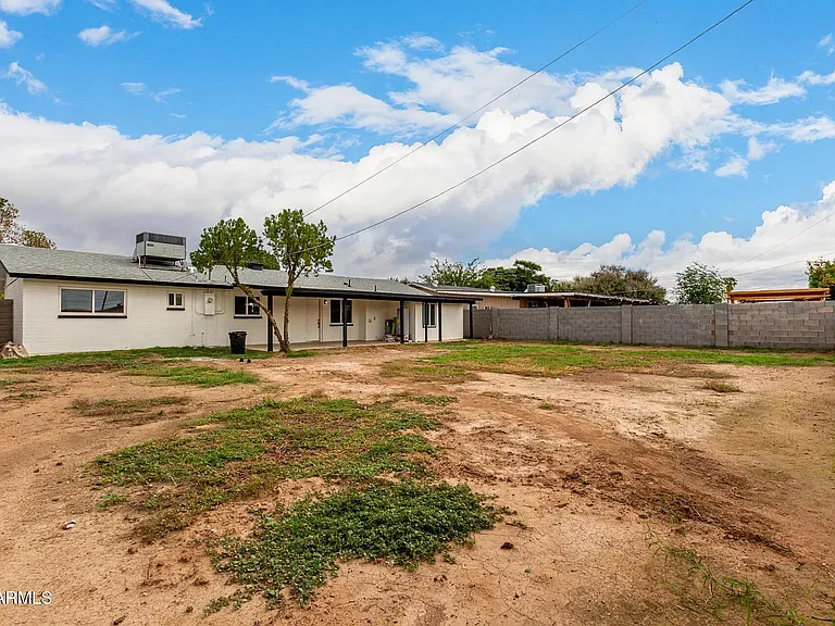 3939 W Harmont Dr — Photo 8
