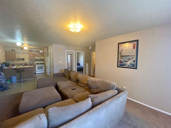 2nd image of 383 & 391 N Wood Cir