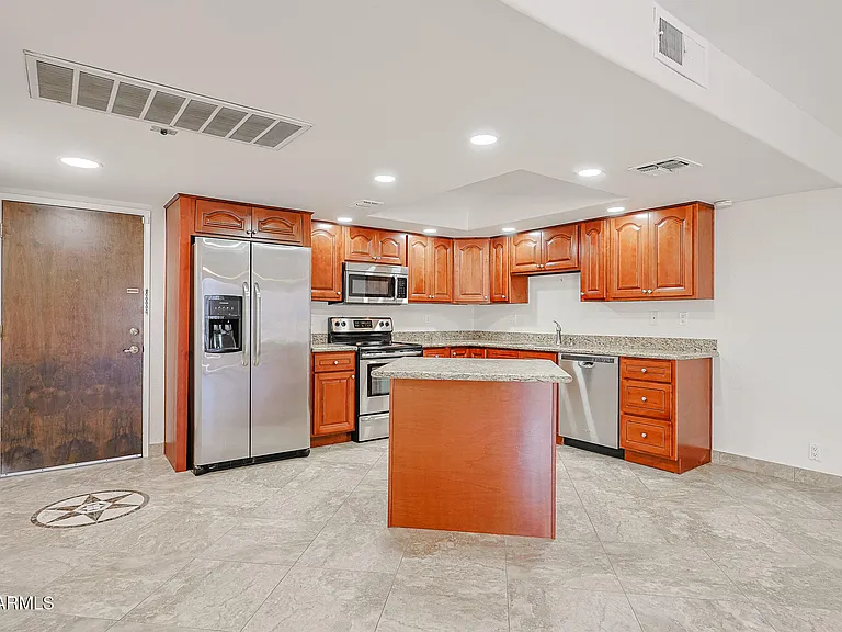 7920 E Camelback Rd #111 — Photo 6