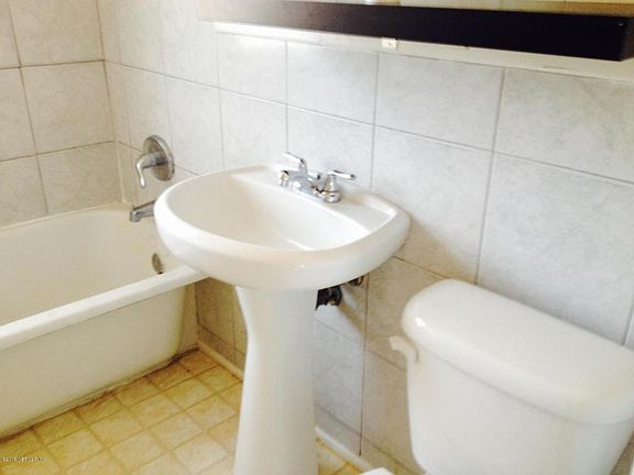 4th image of 873 Stockton St #6
