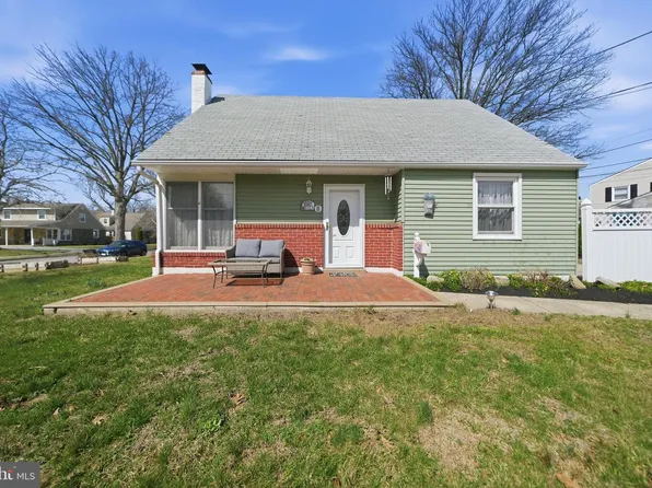 1323 Morton Ave, Folsom, PA 19033