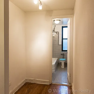 Rented by Washington Realty Corp. | media 20