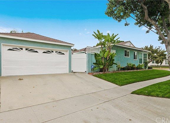 3rd image of 5703 Eberle St