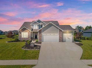 319 Quell Ct, Fort Wayne, IN 46845