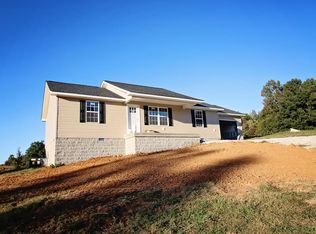 1282 Lowery Rd, Walling, TN 38587