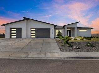 7467 W 22nd Ave, Kennewick, WA 99338