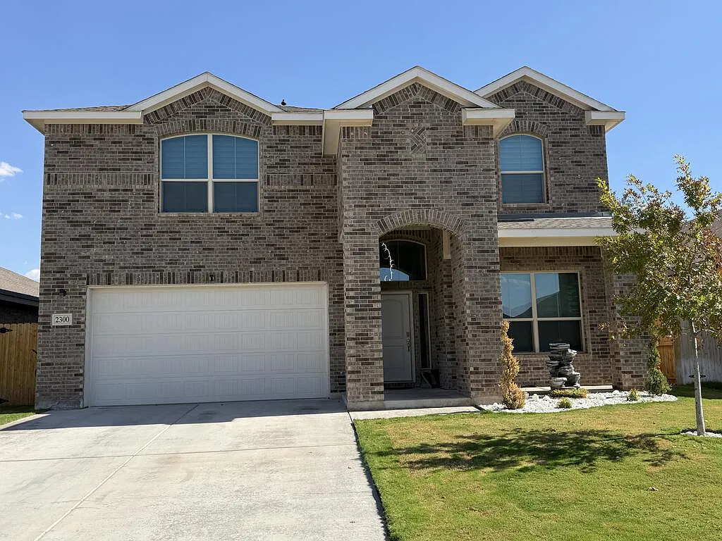5 bed, 4.0 bath, 1608 sqft, $5,500 — Photo 3