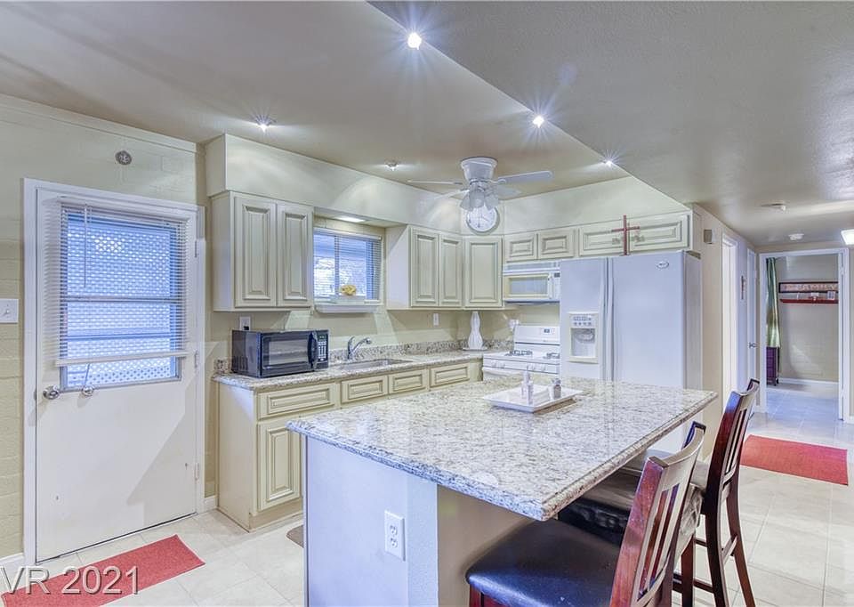 1st image of 4816 Cannon Cir