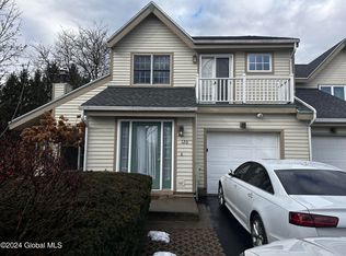 120 Kaydeross Park Rd, Saratoga Springs, NY 12866