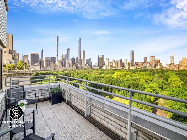 910 5th Avenue image 5 of 16