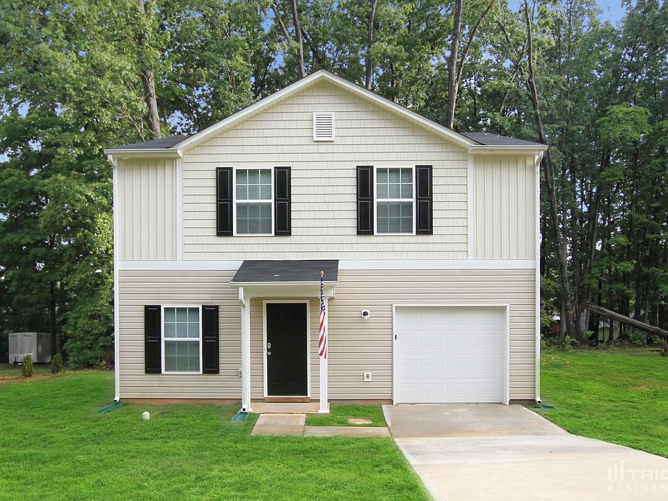 1st image of 397 Lakeridge Dr