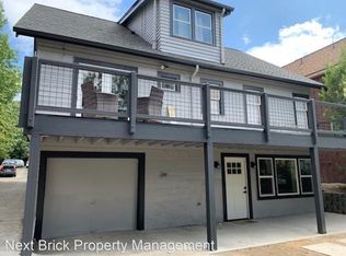 125 28th Ave #B, Seattle, WA 98122