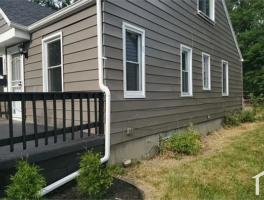 19482 Dwyer St — Photo 20