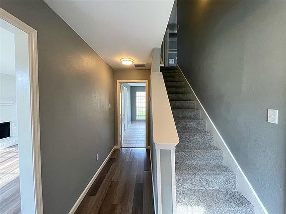 3rd image of 11334 Sunfish Ln