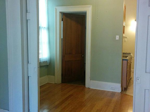 2nd image of 232 S Pierce St