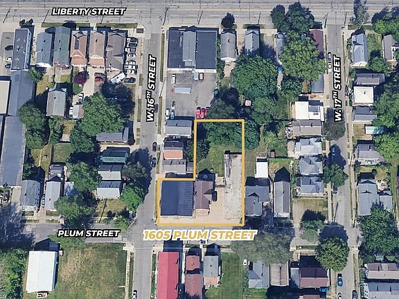 2nd image of 1605 Plum St