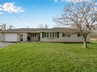 4216 Purdy Rd, Lockport, NY 14094