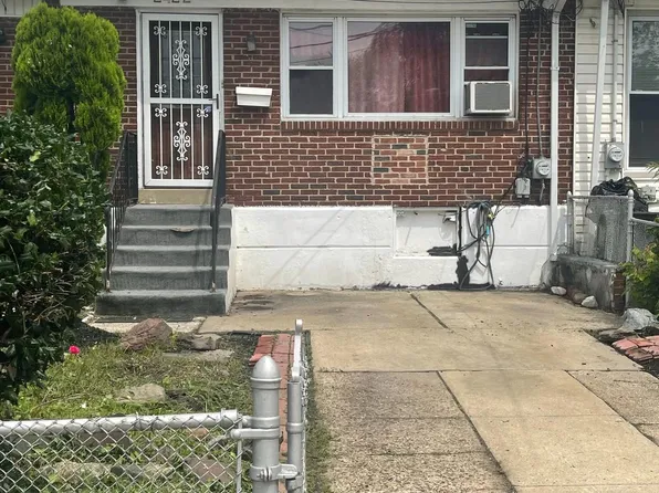 2422 Patton St, Camden, NJ 08104