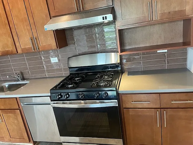 407 Lenox Ave #5 — Photo 5