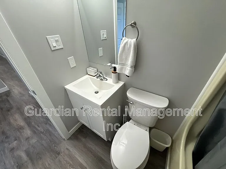 117 Centennial Dr #4 — Photo 13