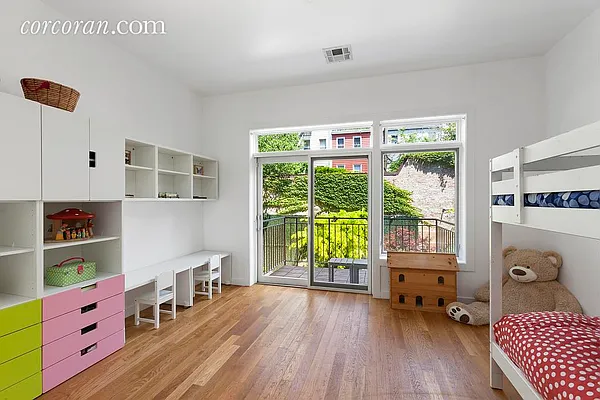 Rented by Corcoran | media 22