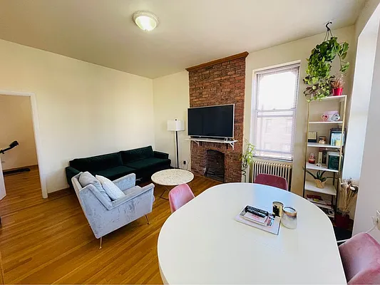 Rented by Keller Williams Realty Empire | media 2