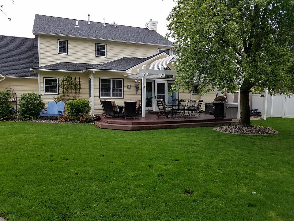 2nd image of 113 River View Dr