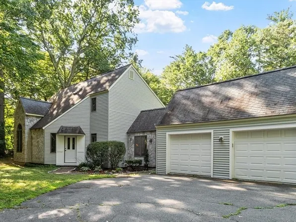 140 Thurlow St, Georgetown, MA 01833