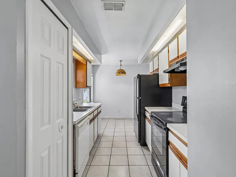 3324 Vishaal Dr #3324 — Photo 7