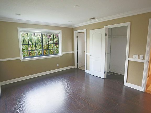 3rd image of 1161 Sunset Dr