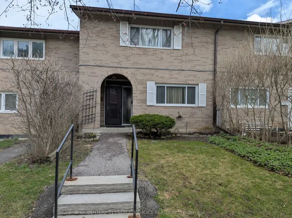 14 London Green Ct E #89, Toronto, ON M3N 1K2