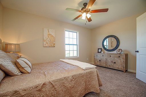 5th image of 150 Fairview Ln APT 206