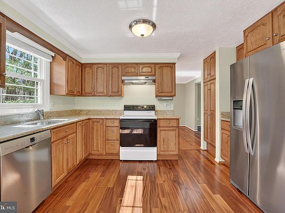 5th image of 4043 Tarpon Ln